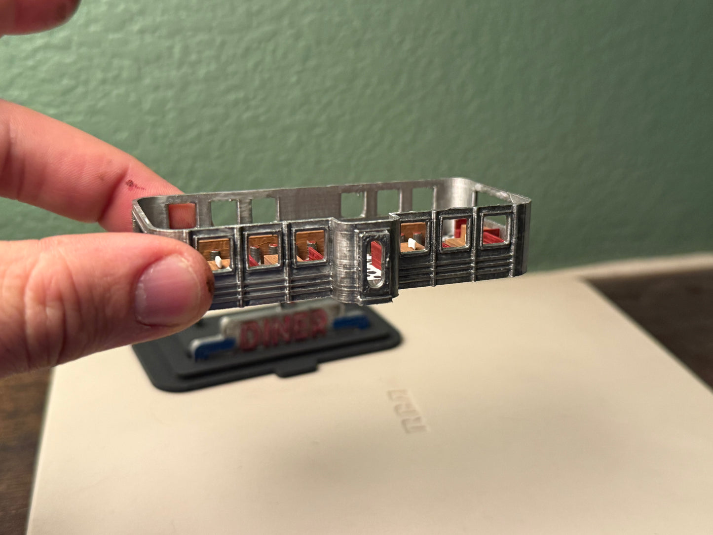 00000 - Richie’s Roadside Diner Completed - Detailed Interior - N Scale Model Kit